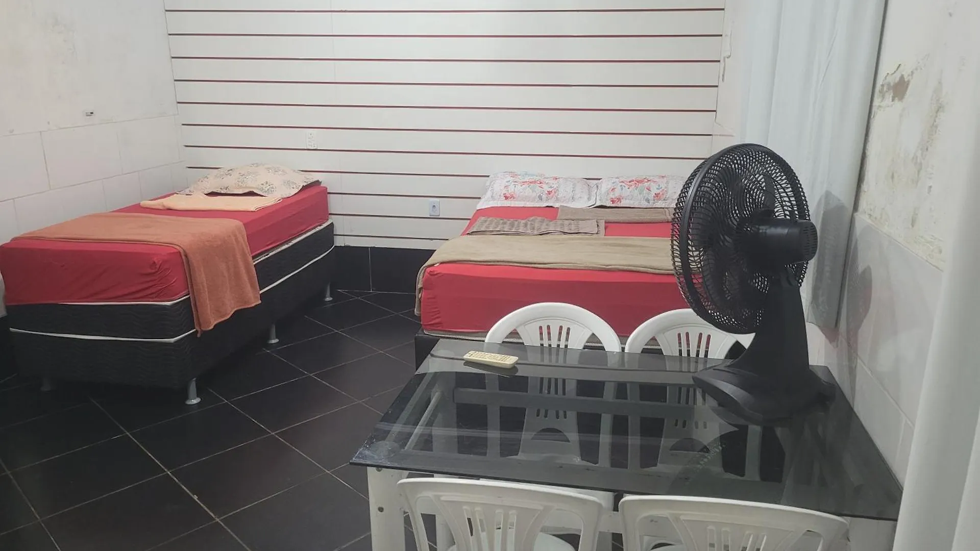 Hospedaria Cmc Unidade 03 Com Estacionamento Brasilia